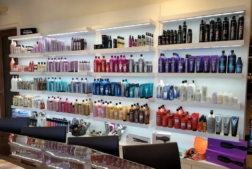 Salon West Hair Studio & Spa — Hair salon in Largo
